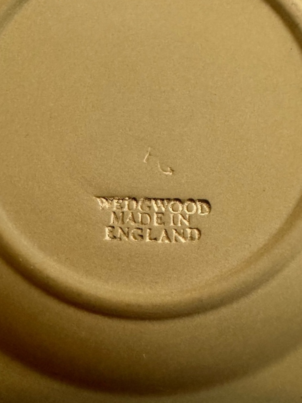 Wedgwood | Decor | Wedgwood Jasperware Trinket Tray | Celadon & Cream | Oracle - Picture 4 of 5